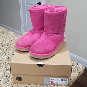 Girls K Classic Short Ugg Boot Pink